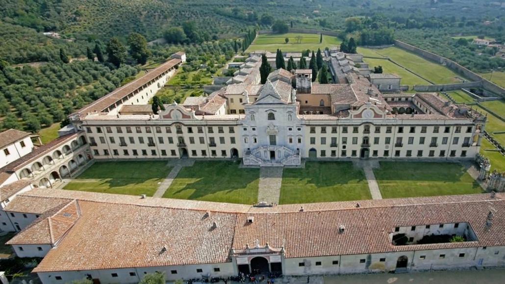 Villa Guelfi Cascina Bagian luar foto
